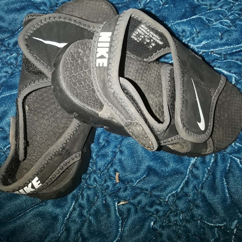 Nike sandals